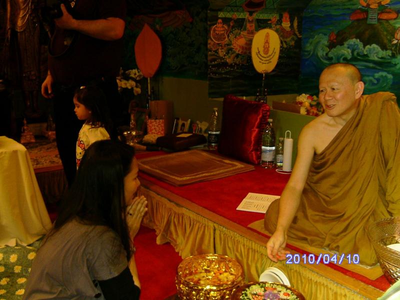 2010.04.10-songkran-dragoer[52].jpg